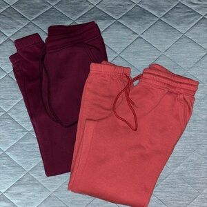 Bundle women’s sweatpants, size small.